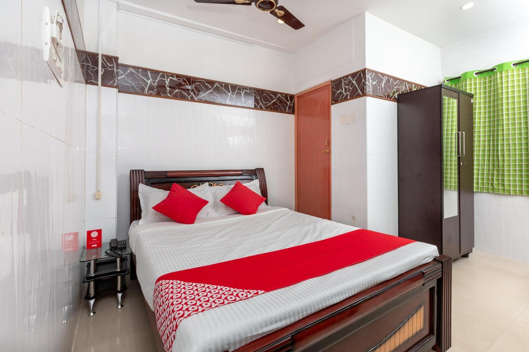 Oyo 19396 Cristal Residency Otel Chennai Dış mekan fotoğraf