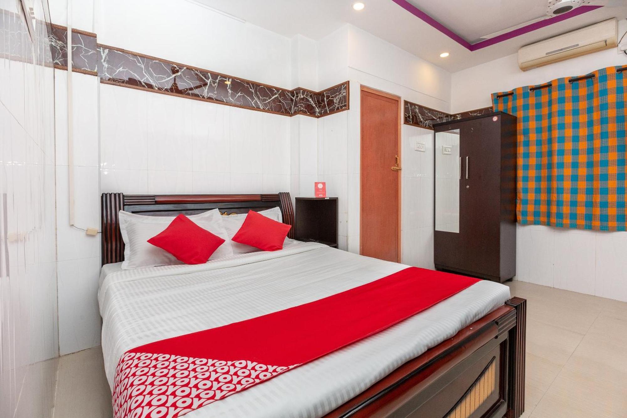 Oyo 19396 Cristal Residency Otel Chennai Dış mekan fotoğraf